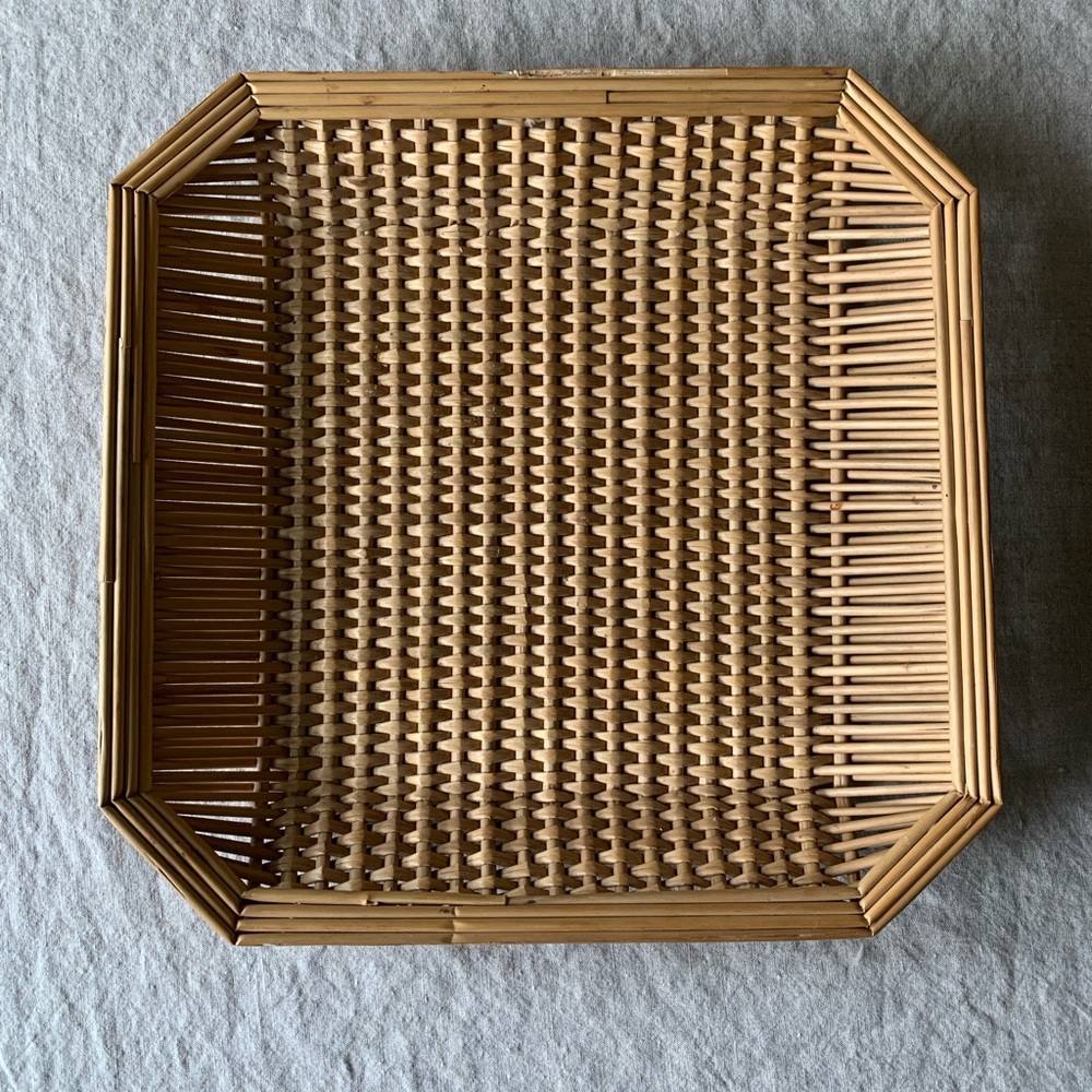 Vintage Rattan Tray Set - Picture 4 of 4